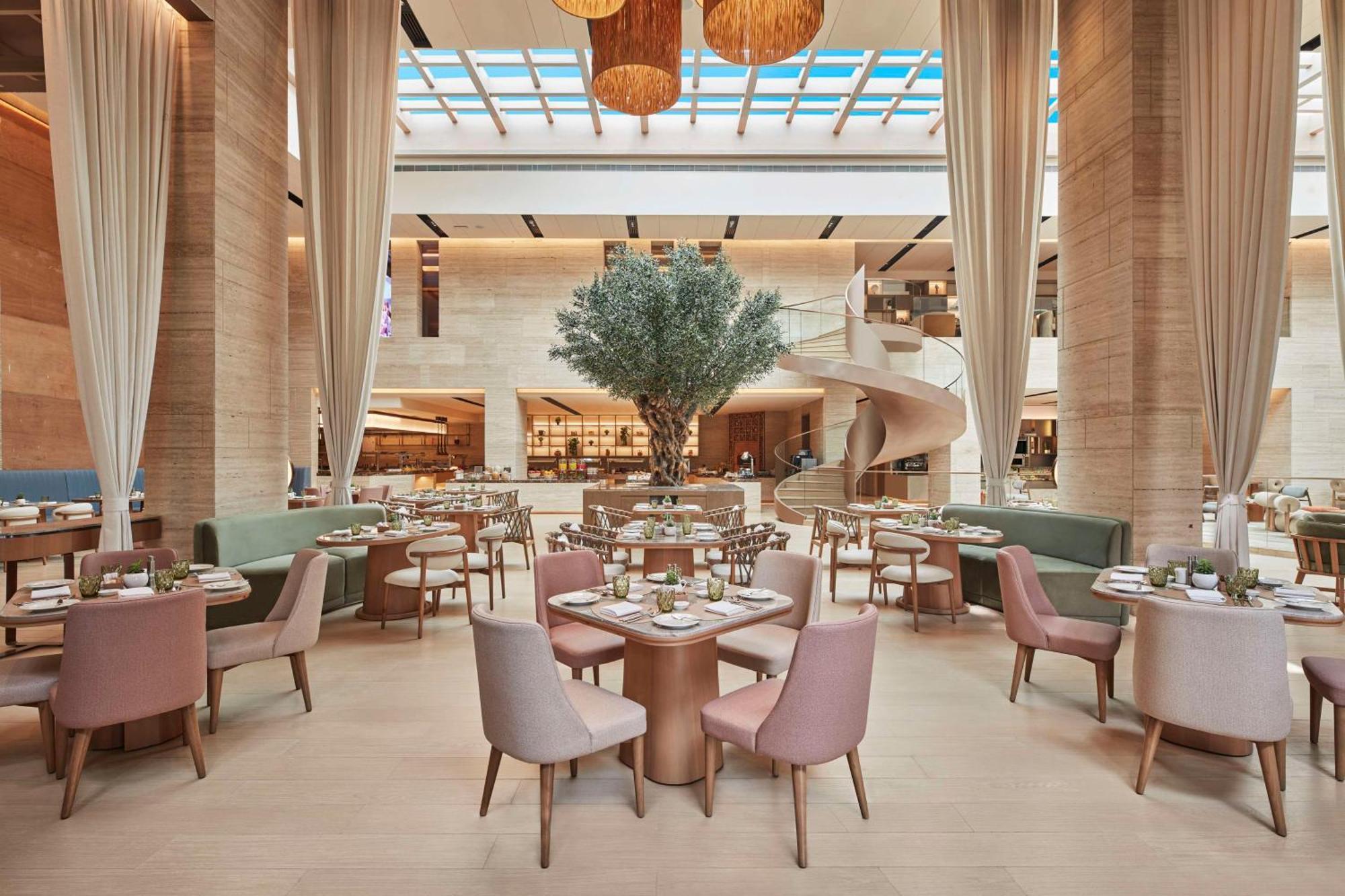 גורגאון Hilton Gurugram Baani City Centre מראה חיצוני תמונה