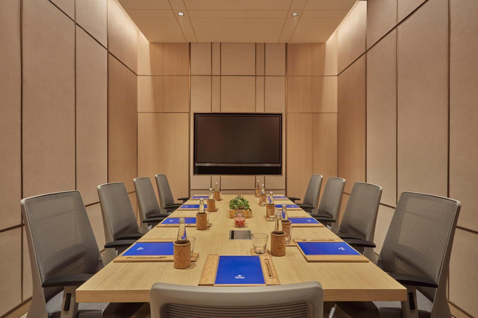 גורגאון Hilton Gurugram Baani City Centre מראה חיצוני תמונה