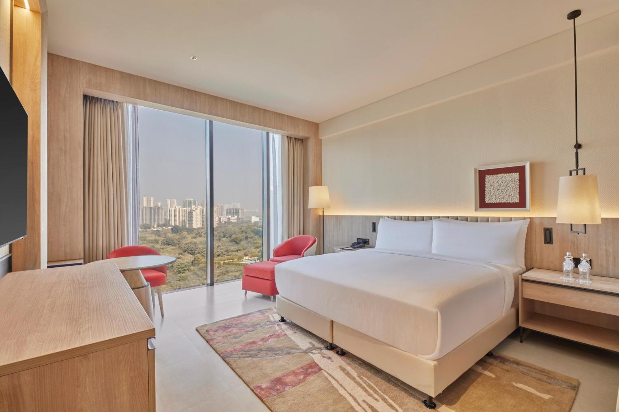 גורגאון Hilton Gurugram Baani City Centre מראה חיצוני תמונה